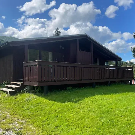 캠프장 Midttun Og *